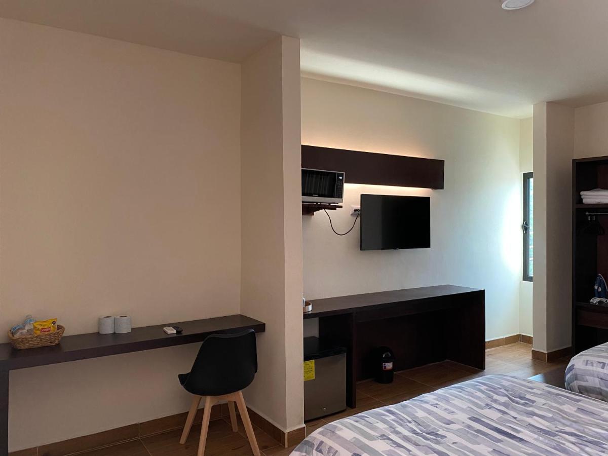 Huasteca Em Suites Ciudad Valles Exterior photo